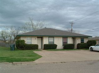 3615 Mahan Dr, Bryan, TX 77802