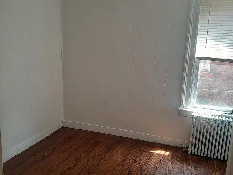 118-120 Babcock St — Photo 7