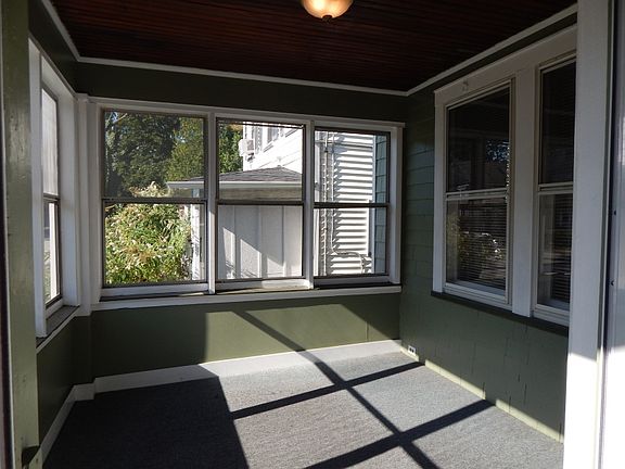 2nd image of 33 Washburn Pl
