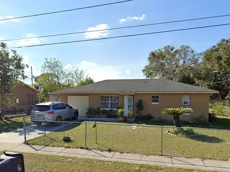 286 Massey Ave — Photo 1