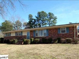 4 Monterey Ln, Greenville, SC 29615