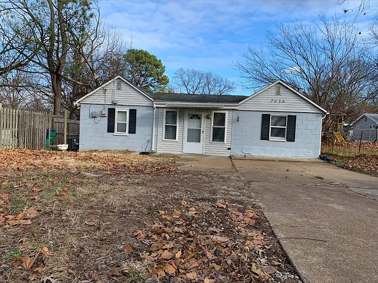 7636 Elton St — Photo 1