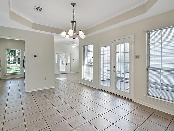 5th image of 5064 Stumberg Ln
