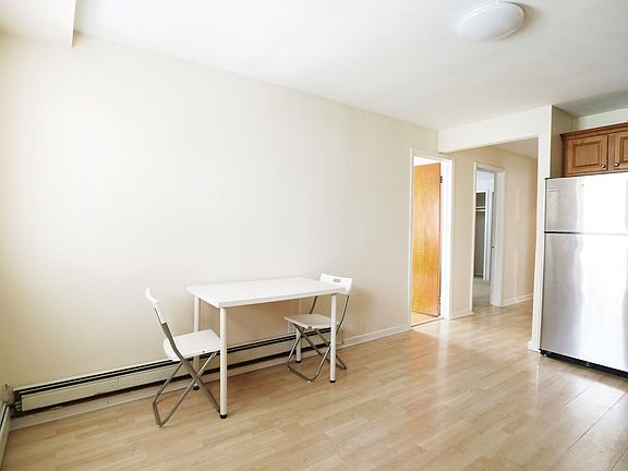 5th image of 5821 47th Ave #1