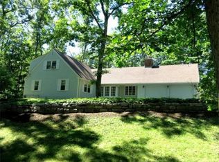 209 Alpine Dr, Amherst, MA 01002