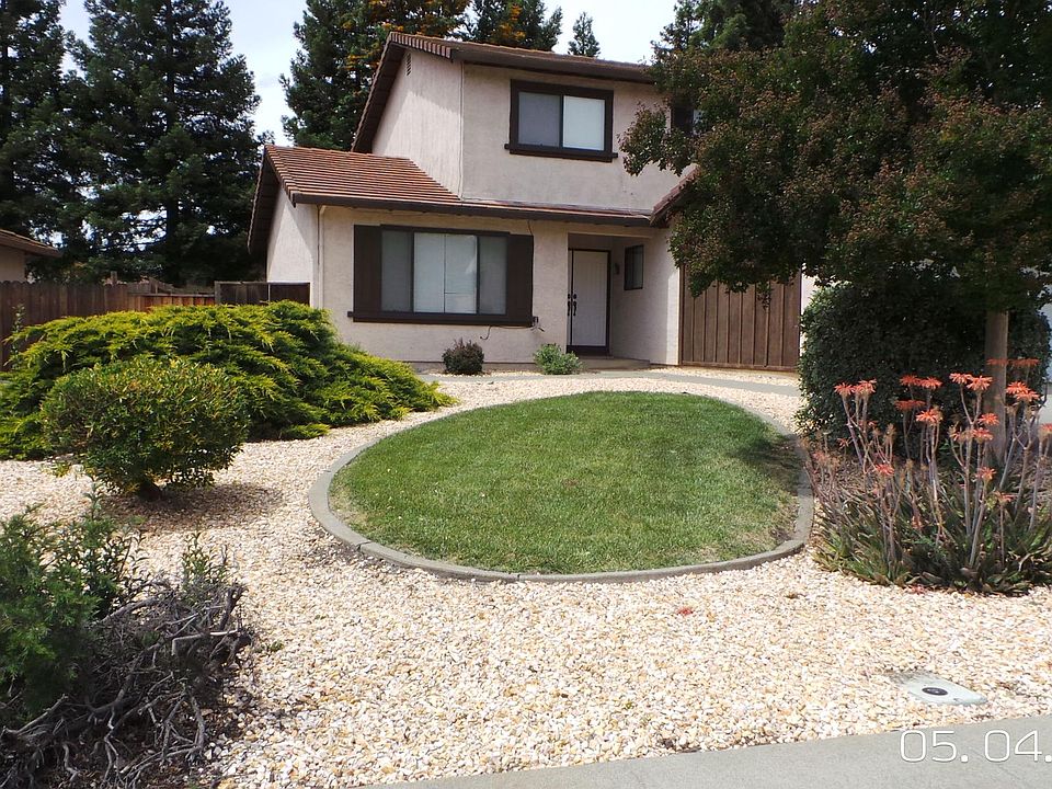 1st image of 3143 Redwood Dr