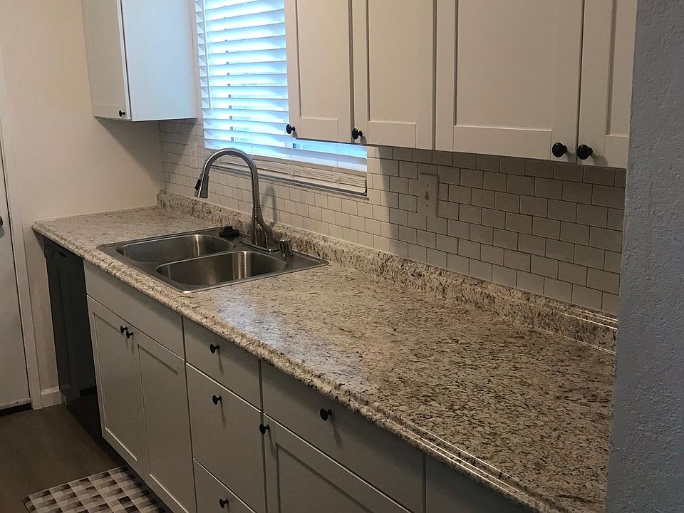 2nd image of 2109 Manzanita Way #1