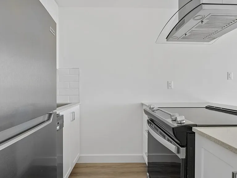 1202 Harwood St #1004 — Photo 42
