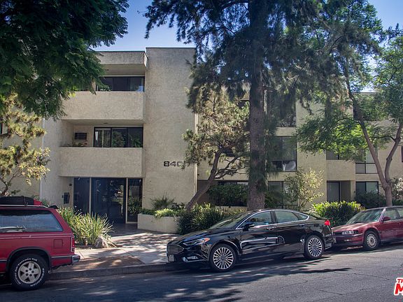 2nd image of 8400 De Longpre Ave APT 211