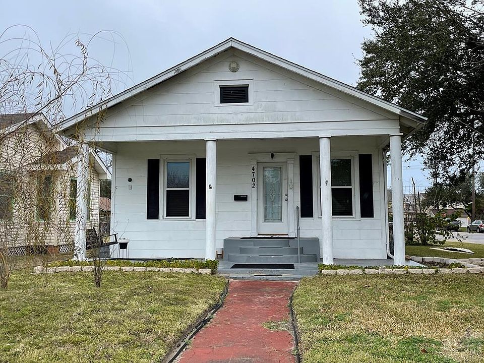 1st image of 4702 N Ave #1/2