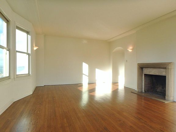 5th image of 2090 Broadway St APT 604
