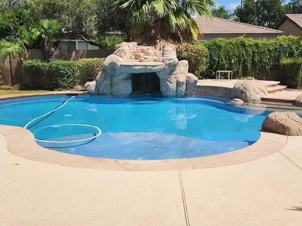 940 W MACAW Drive, Chandler, AZ 85286