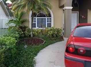 8935 NW 150th Ter, Miami Lakes, FL 33018