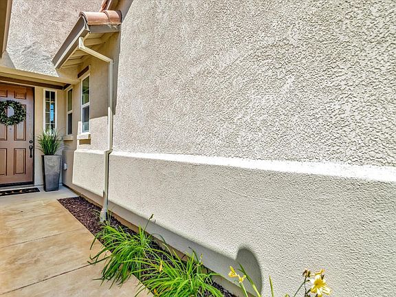 5th image of 1163 3rd St
