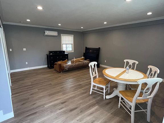 5th image of 19021 Miranda St #2