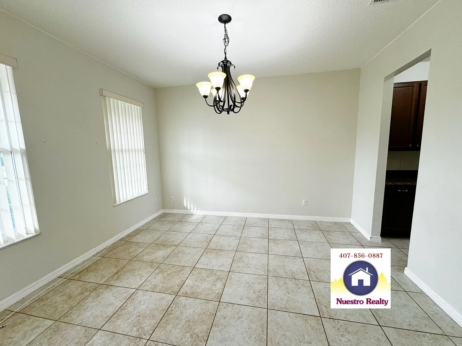 5 bed, 3433 sqft, $3,200 — Photo 3