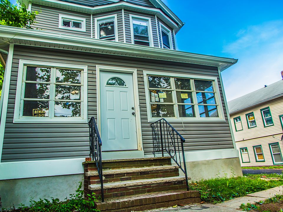 2nd image of 306 Clinton Ave