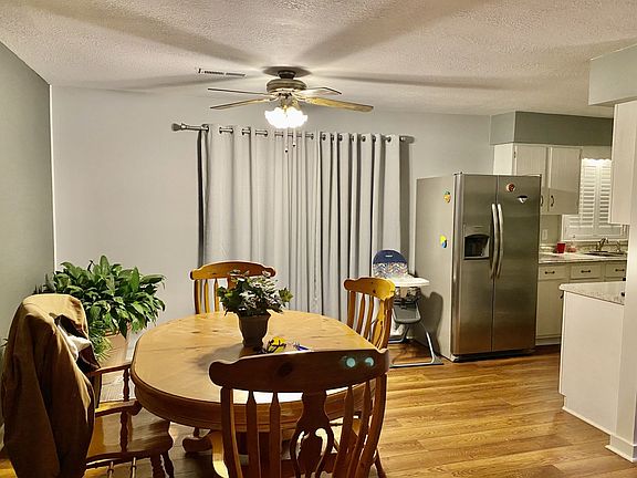 3rd image of 68 Alesia Dr