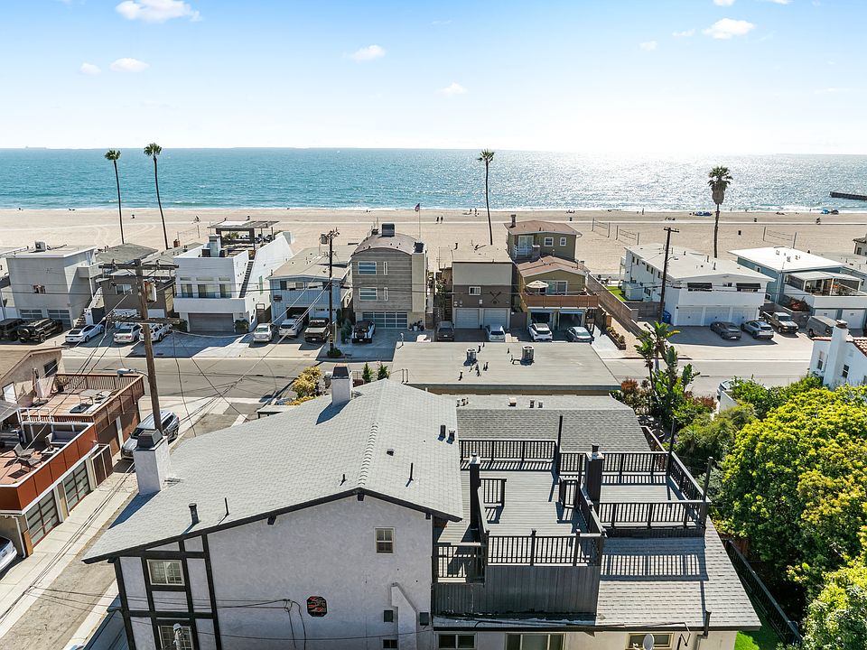 Less than 1 minute walk from the beach.