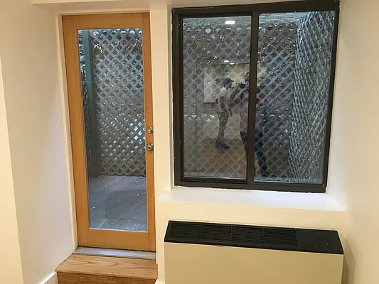 Rented by ELK Investors | media 20