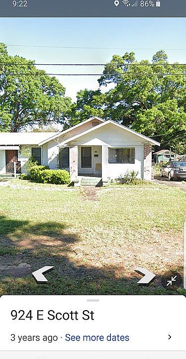 1st image of 924 E Scott St