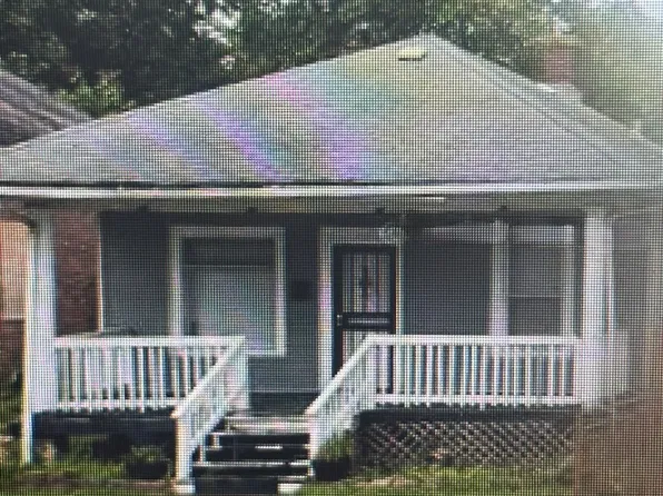 15106 Lexington Ave, Harvey, IL 60426