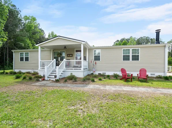 2225 Us 117, Burgaw, NC 28425