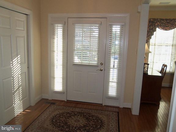 2nd image of 578 Gramercy Ln