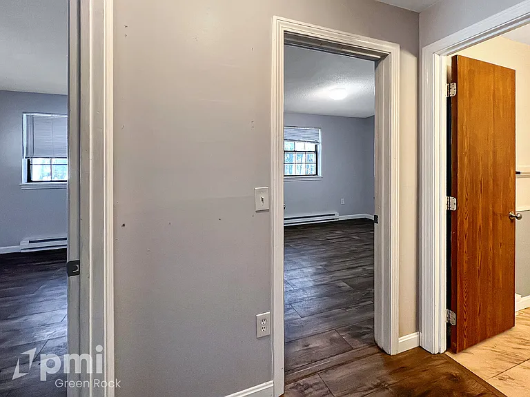 12 E Side Dr #2 — Photo 7