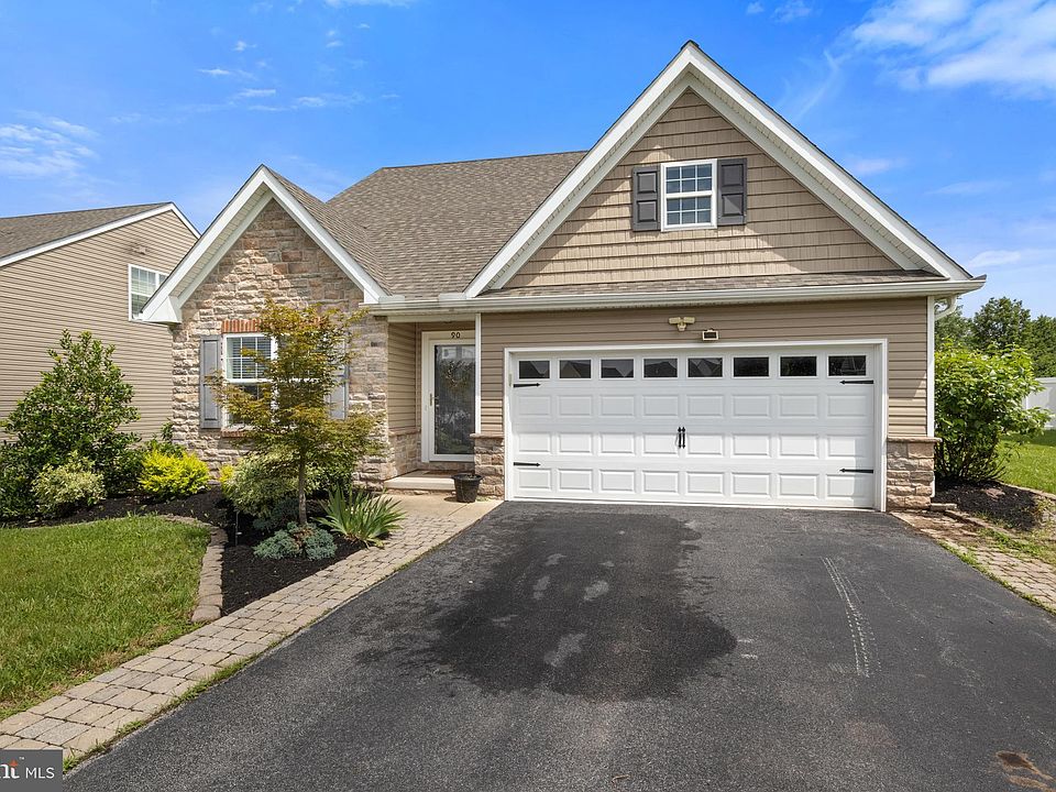 90 Dylan Dr, York, PA 17404 | Zillow