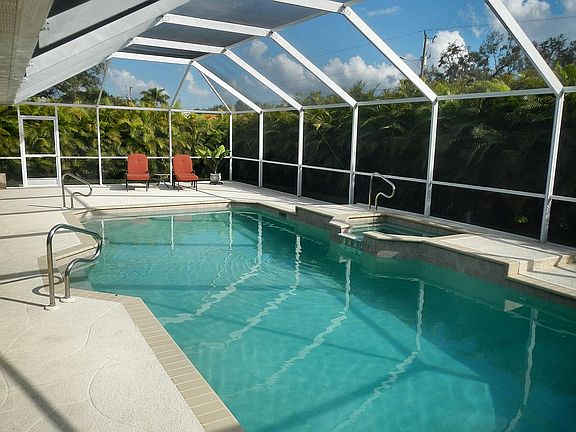 4th image of 1442 Scenic St