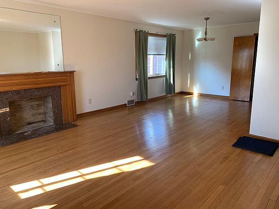 3rd image of 1623 Grandview Ave APT B