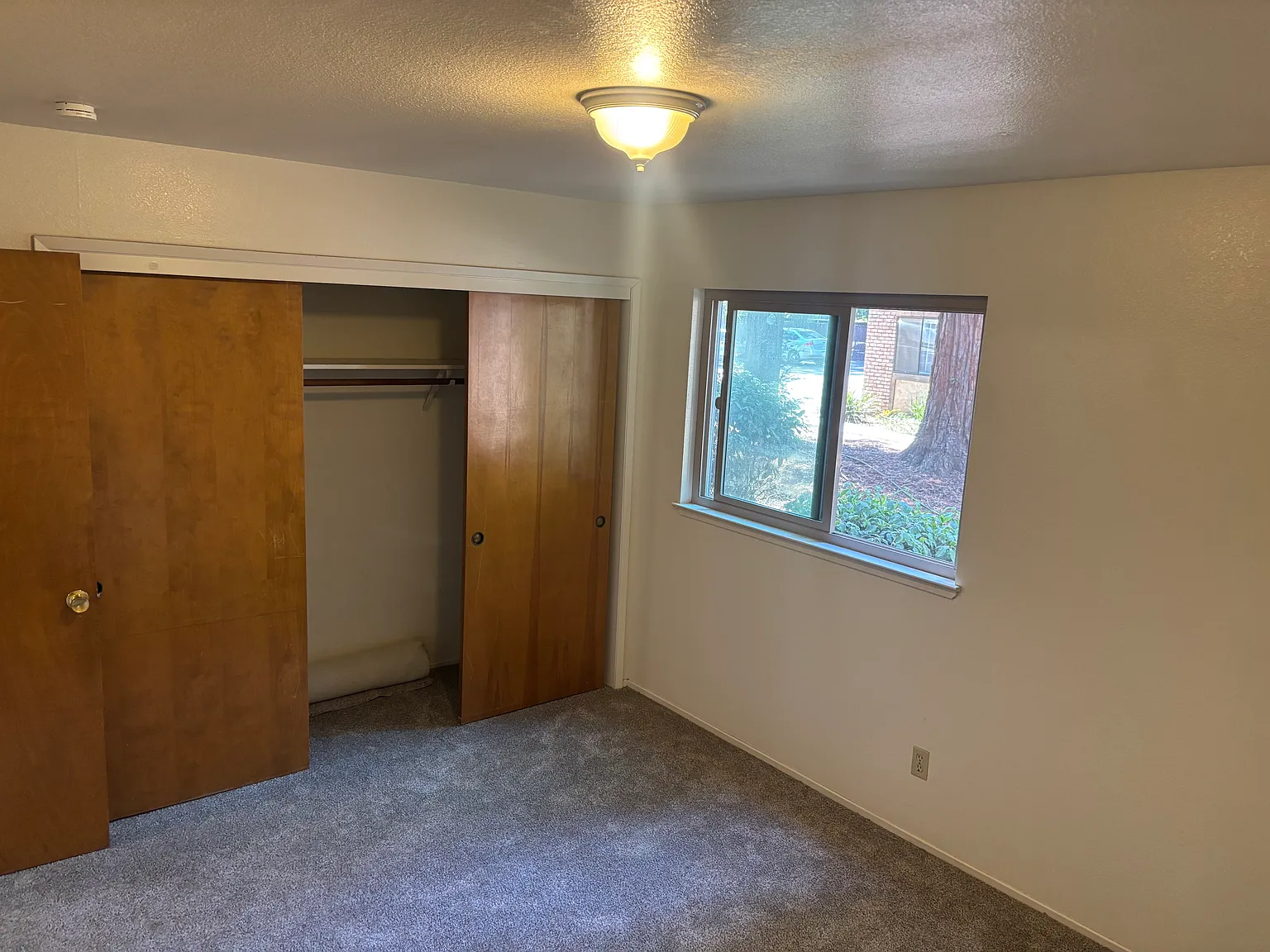 2 bed, 930 sqft, $1,195 — Photo 4