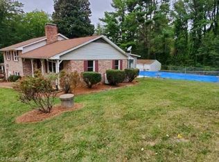 235 Bogart Cir, Winston Salem, NC 27104