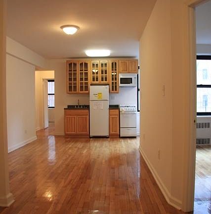 3rd image of 20 Woodruff Ave APT 2H
