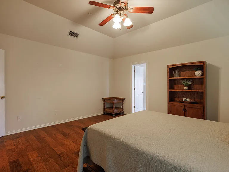 3726 Pensacola Dr — Photo 33