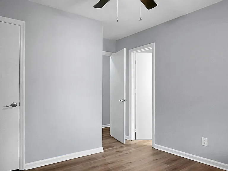 158 Hummingbird Ave #B — Photo 31