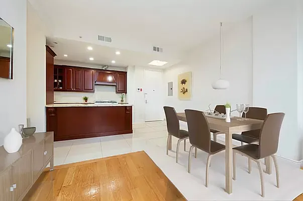 Rented by Nest Seekers International | media 3