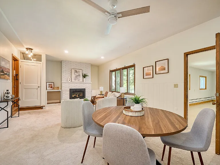 565 Transit Ave — Photo 27