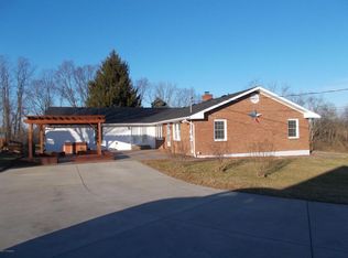 1852 Lake Rd, Campbellsburg, KY 40011