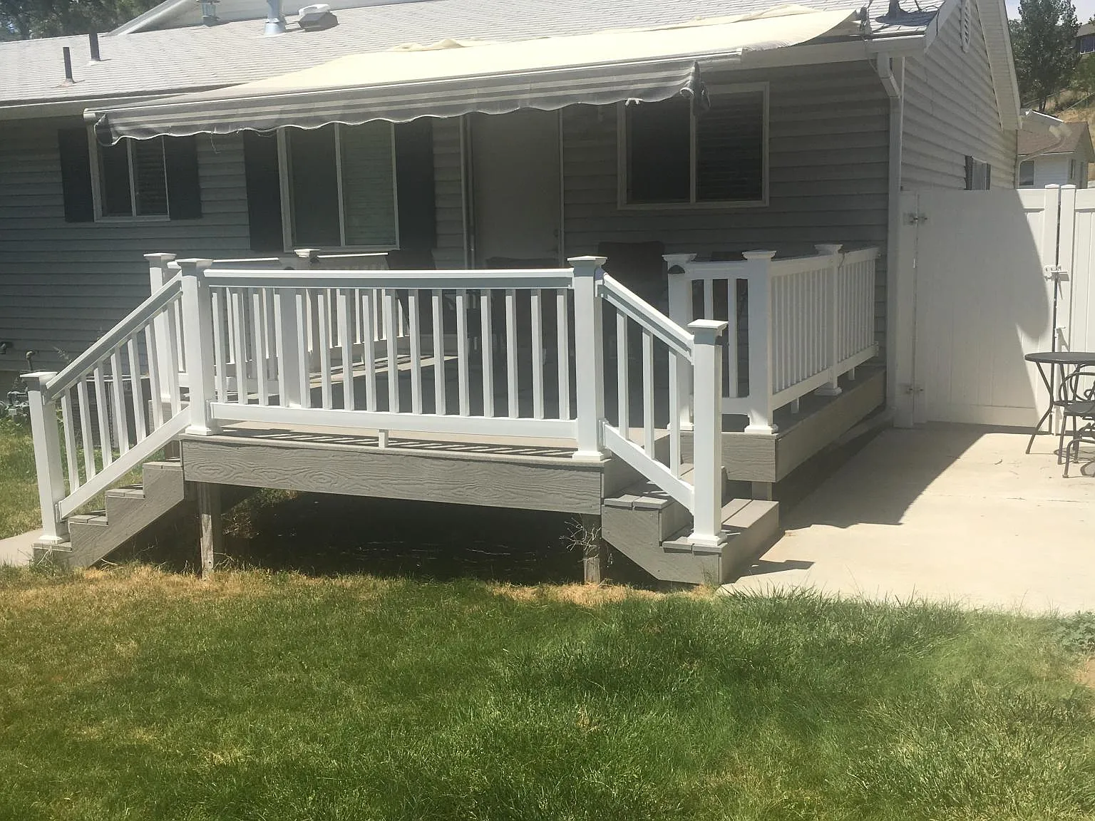 1015 Park Ln — Photo 3
