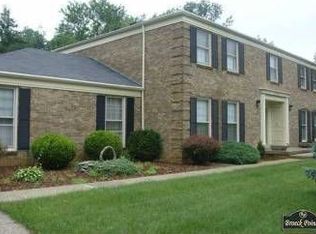 3231 Broeck Pointe Cir, Broeck Pointe, KY 40241