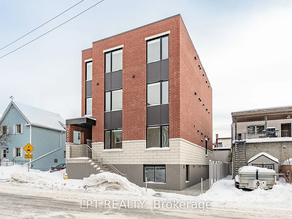 250 Shakespeare St #1
