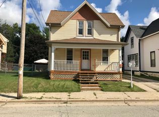 434 Prospect Ct, Waukesha, WI 53186