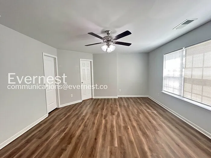 5275 Hanover St — Photo 9