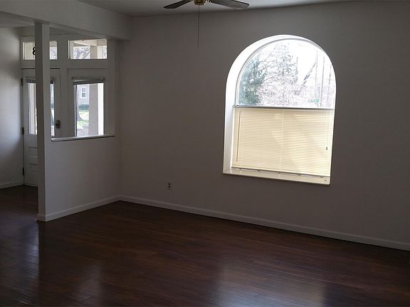 4th image of 342-344 N Newstead Ave