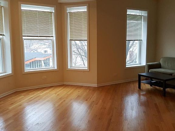 3rd image of 3551 S Hermitage Ave #2