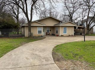 709 Bonham St, Grand Prairie, TX 75050