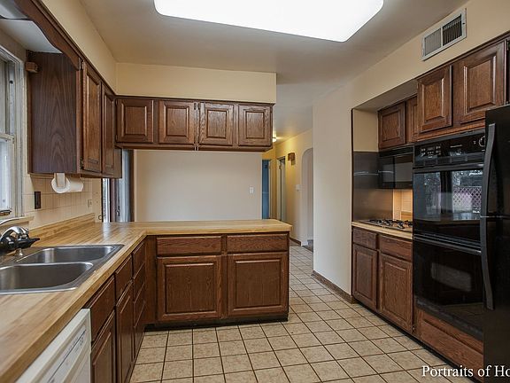 5th image of 343 N Stewart Ave