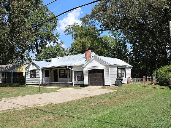 3rd image of 327 Lake Hill Dr